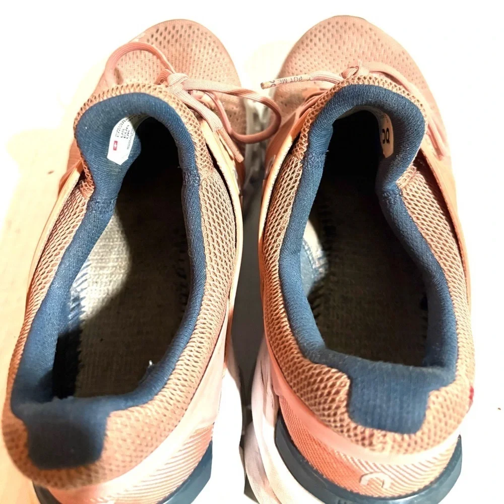 Cloudswift size 8.5 On Running Tan Athletic sneakers